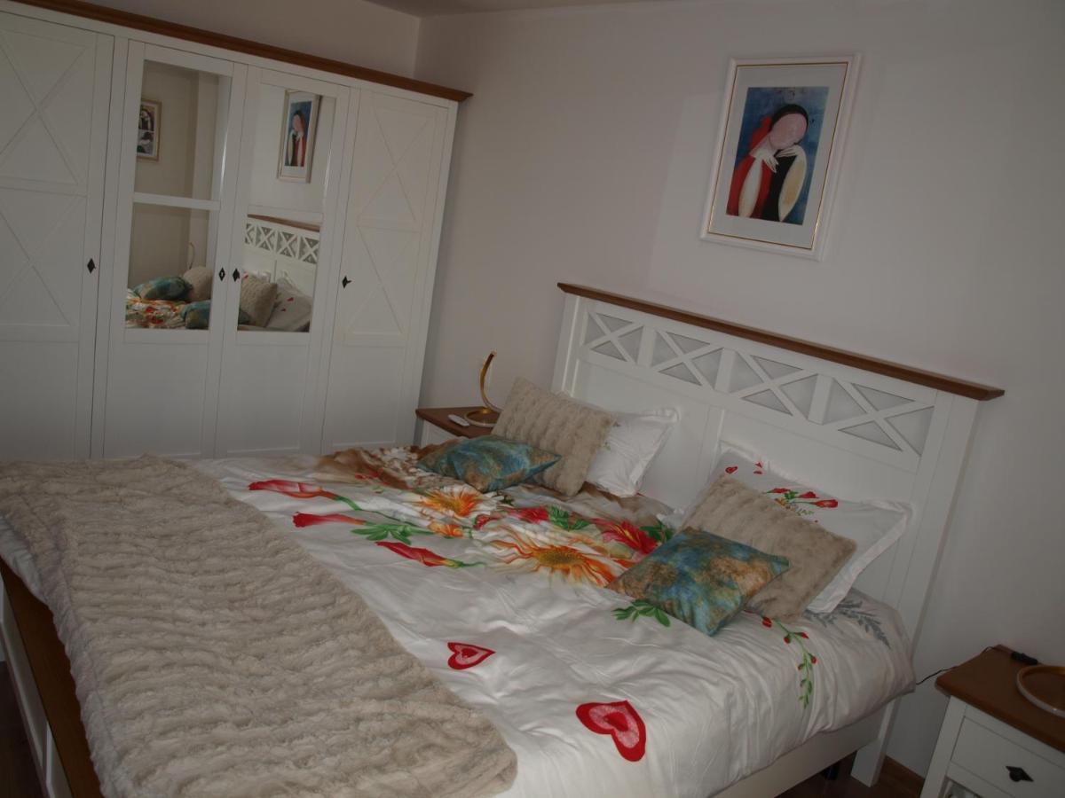 Amavera Apartment Târgu Jiu Εξωτερικό φωτογραφία